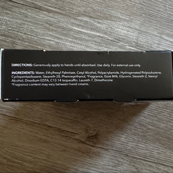 Dionis Goat Milk Skincare Hand Cream Set - Picture 3 of 4